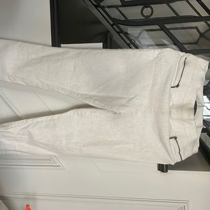 Stretchy white/beige pants perfect for going out or for office work - Skinny